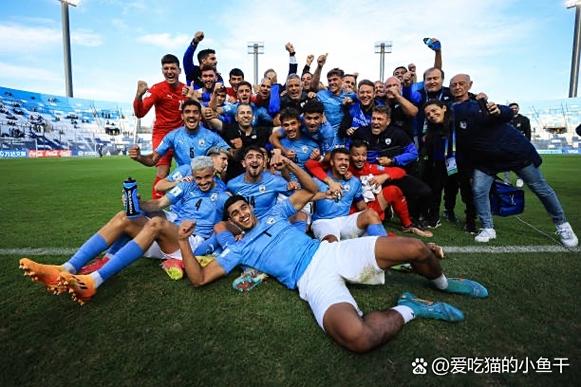 今天晚上世界杯谁跟谁踢