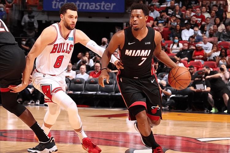 2011热火对阵公牛比赛回放