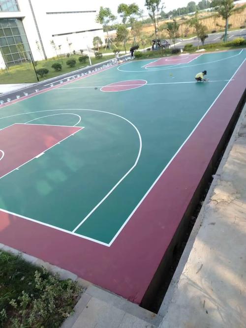 室外篮球场最好的地面材料