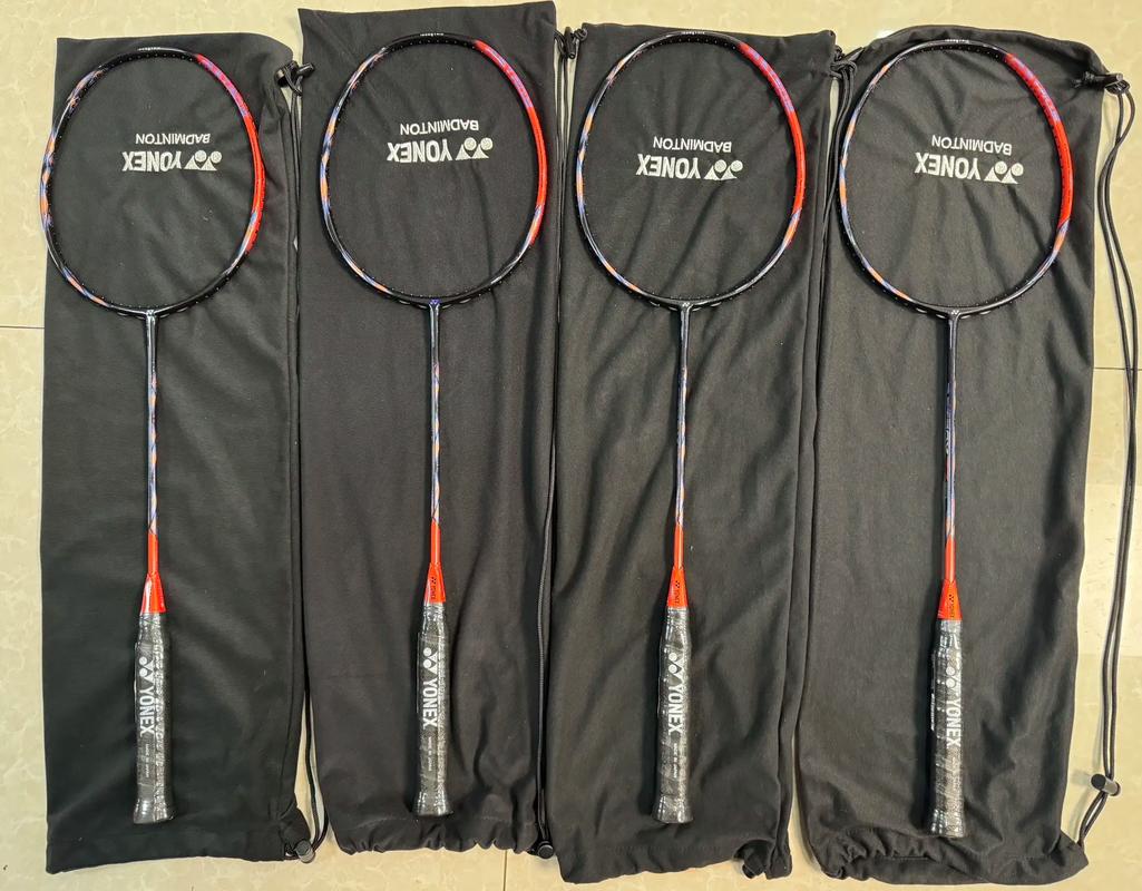 yy的羽毛球拍 sp是什么意思