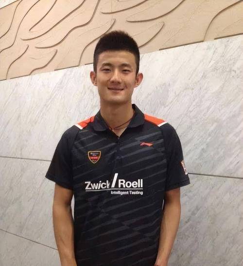 中国羽毛球谌龙教练是谁