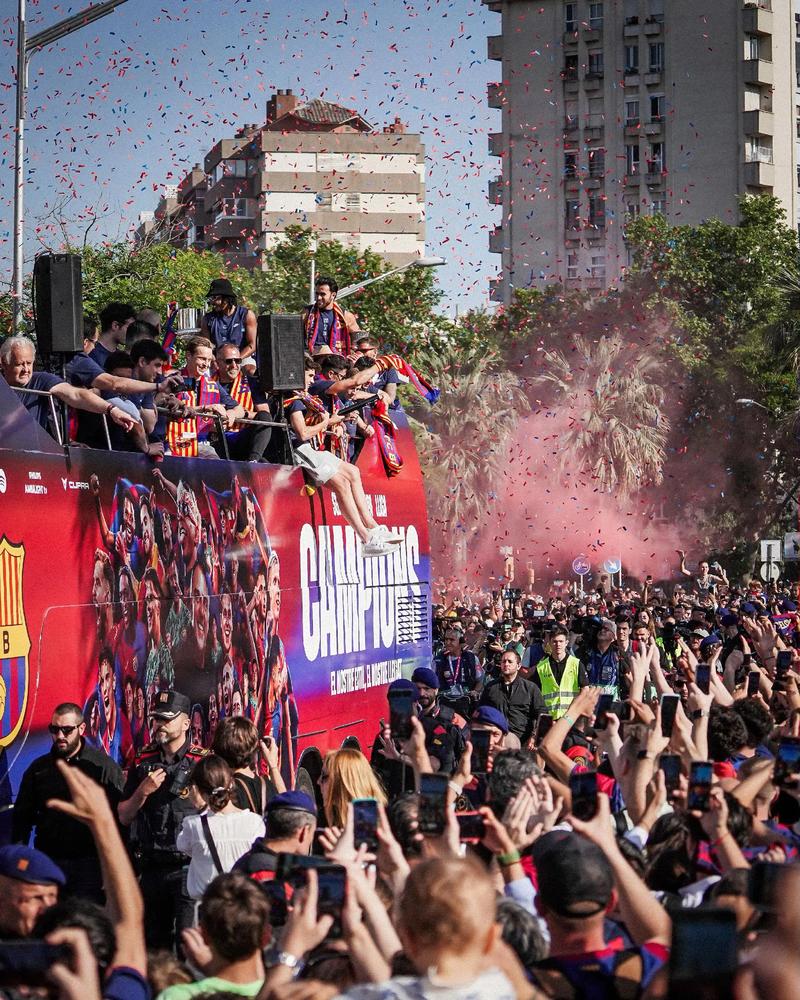 巴塞罗那参加欧冠吗