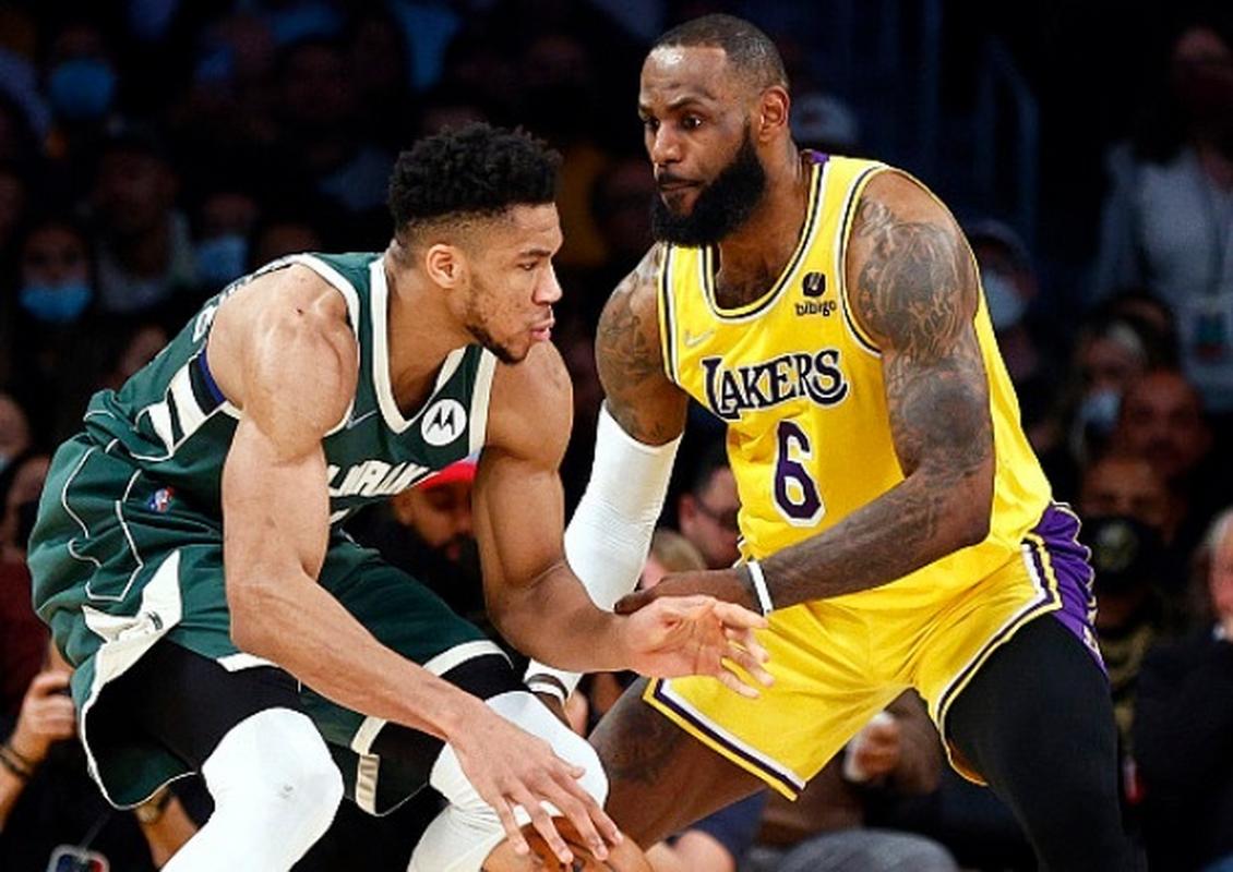 雄鹿和太阳决赛实况