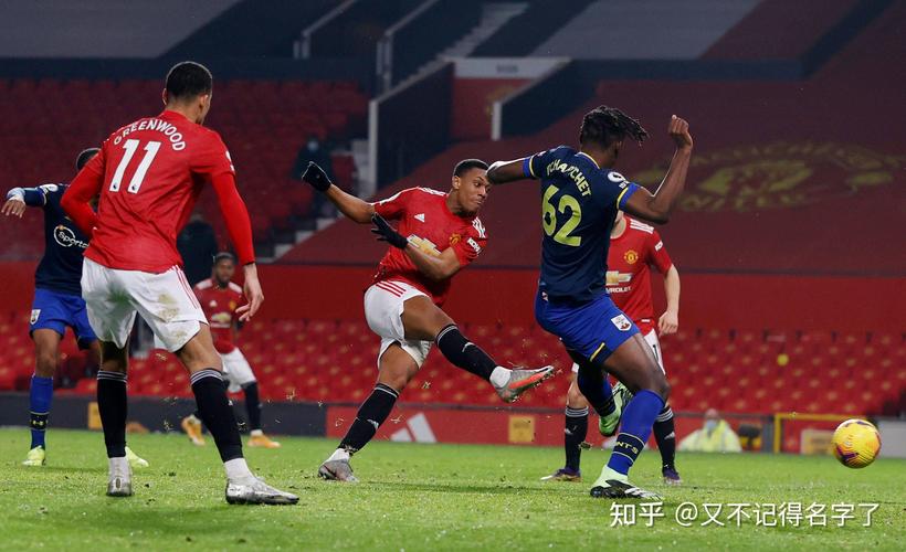 曼联vs曼城联赛杯