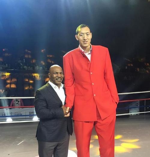 篮球运动员孙明明身高多少米