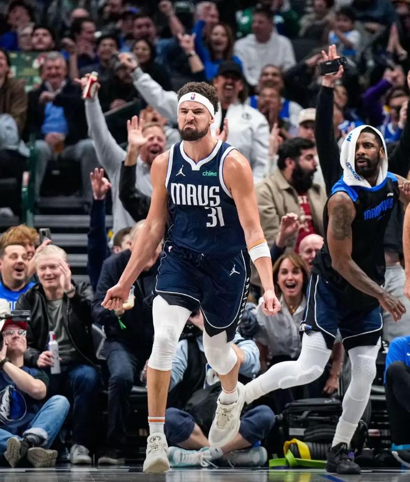 克莱汤普森续约