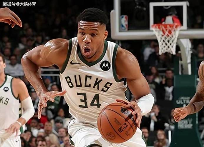 不管是在人群中还是单看, 字母哥都是那样的无懈可击!