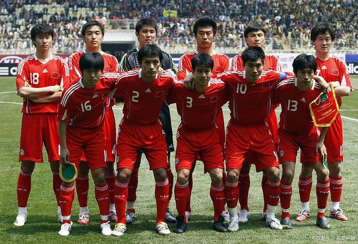 2002年国足为什么能进世界杯