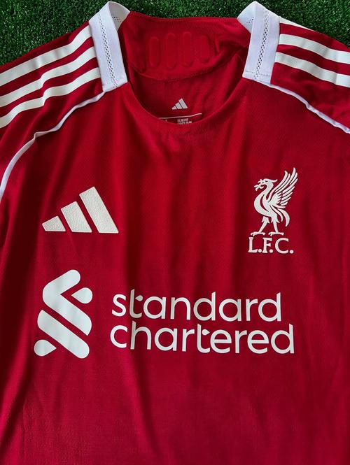 亨德森球衣号码利物浦