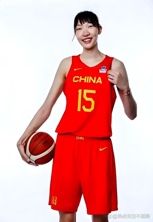 现中国女篮队长