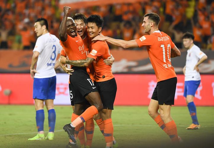 足协杯山东鲁能对武汉卓尔