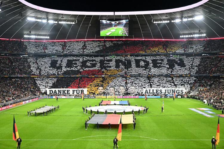 2000年欧洲杯决赛地点