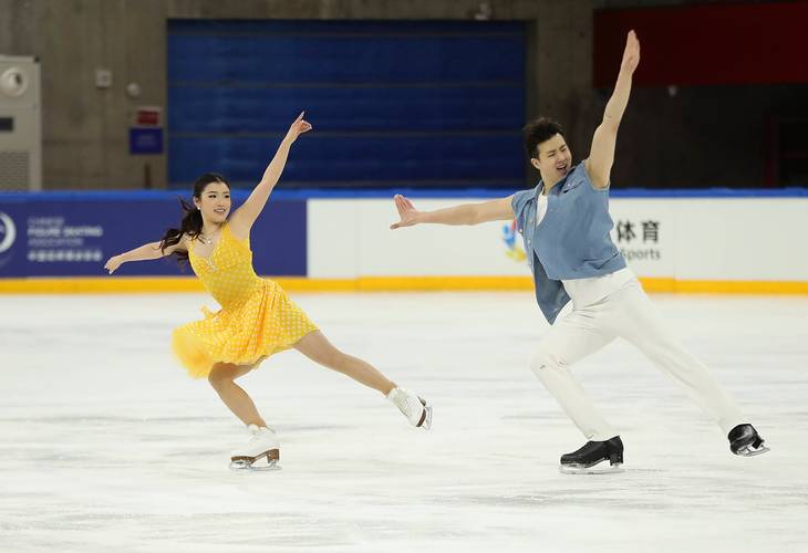 花样滑冰表演赛2022在哪看