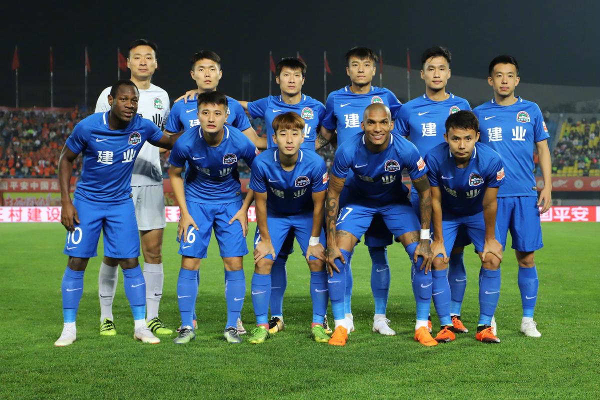 中超保级成功的球队