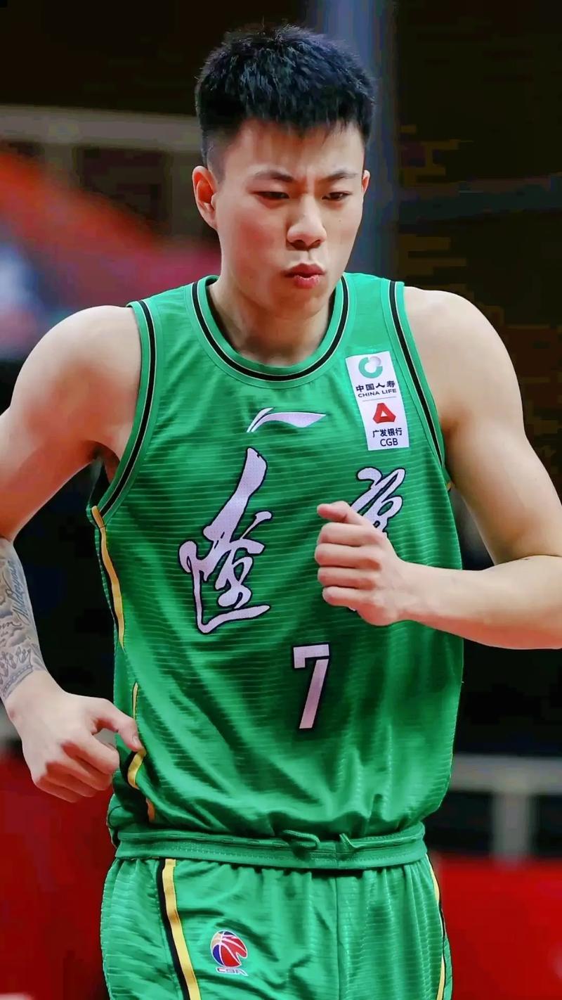 张镇麟的个人资料简介